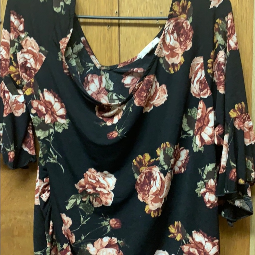 Woman’s 2x blouse - Picture 1 of 5